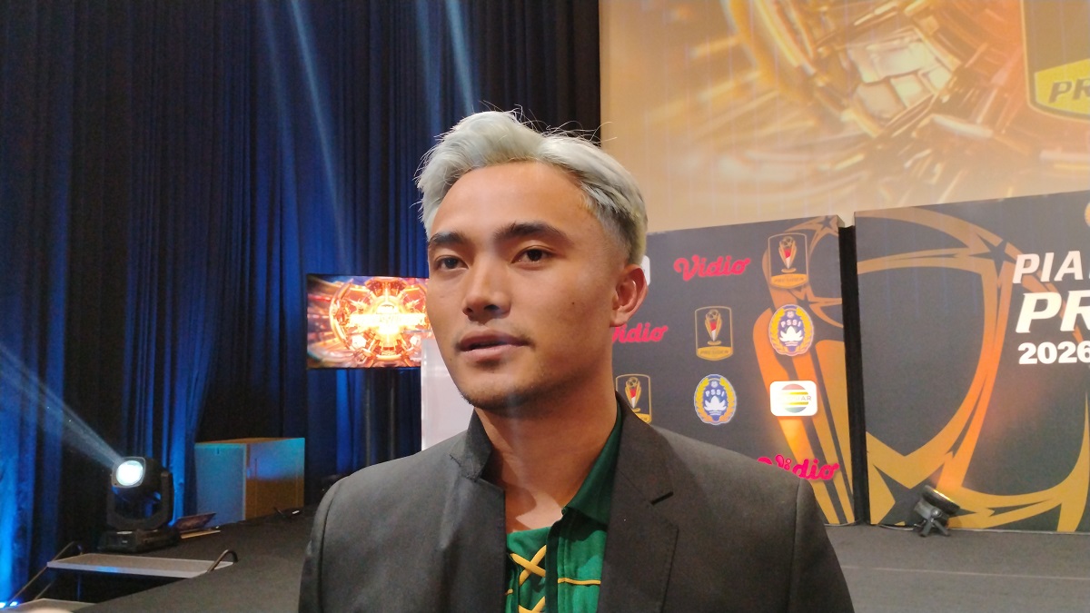 Kiper Persebaya Ernando Ari Sutaryadi