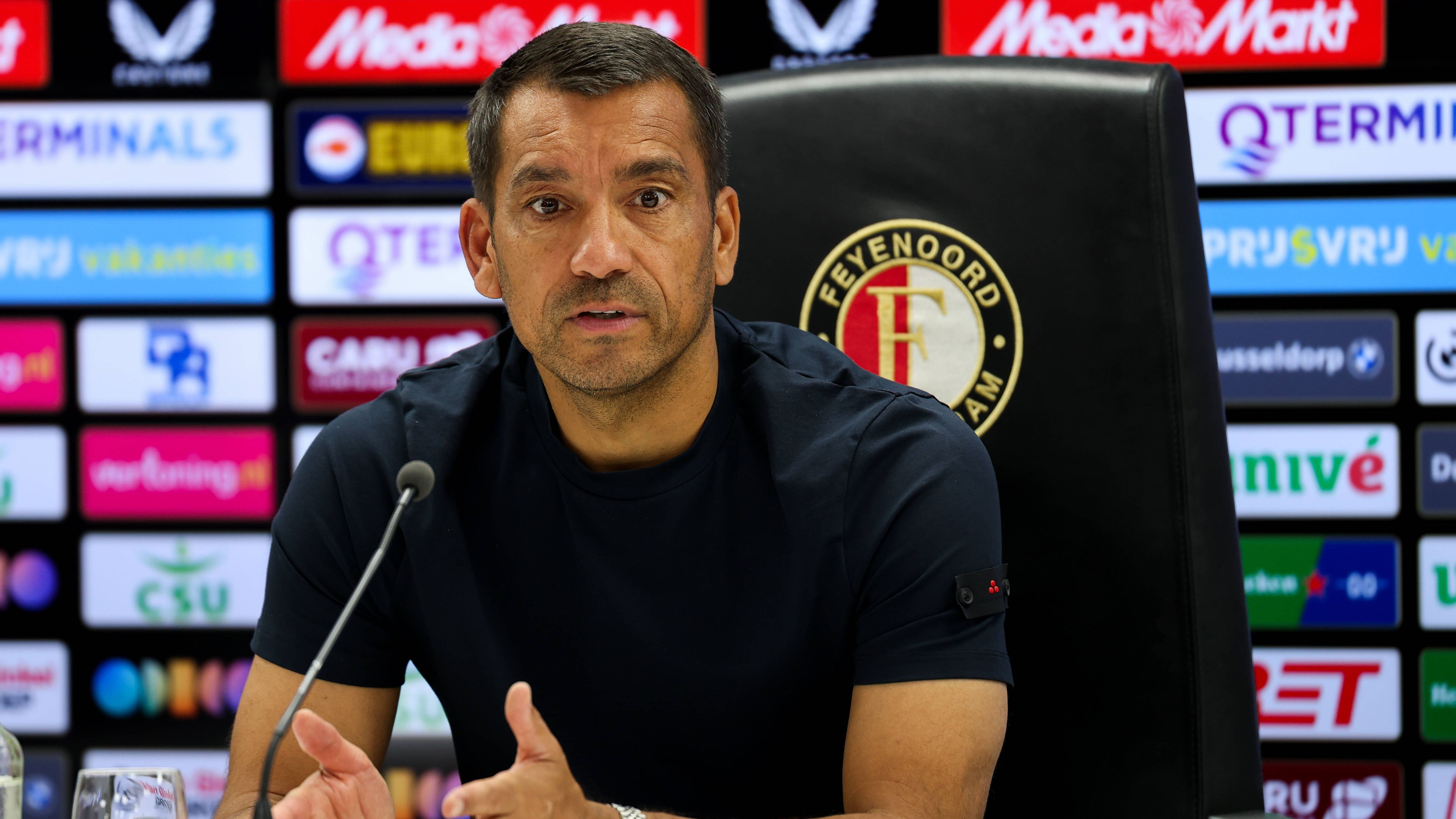 Shaqueel van Persie duduk di bangku cadangan Feyenoord