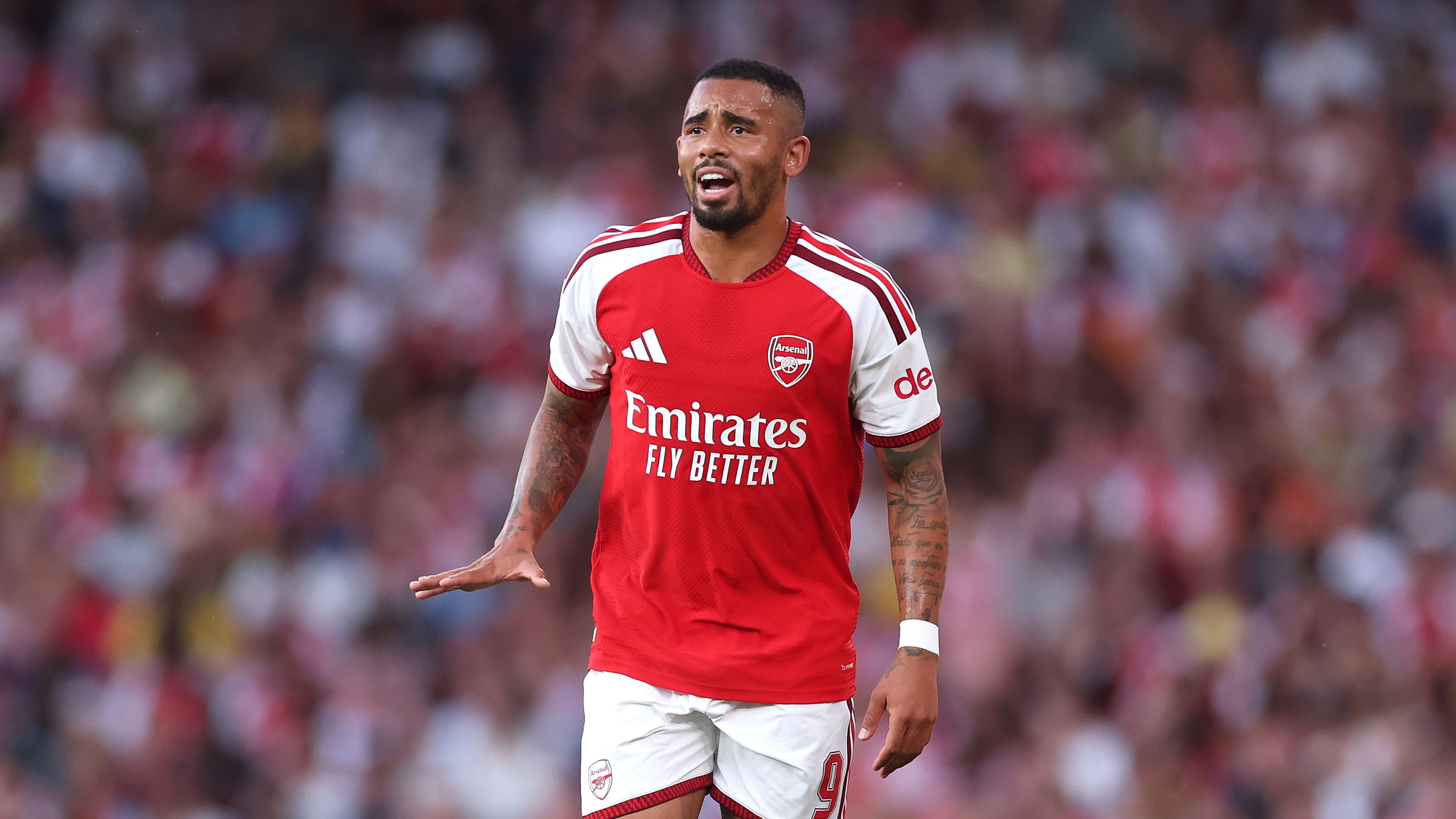 Gabriel Jesus merayakan gol bersama Arsenal