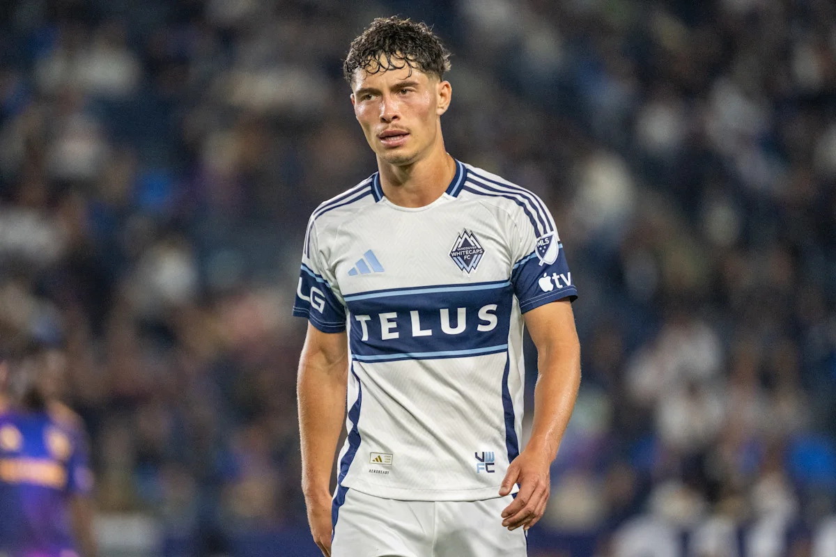 Sebastian Berhalter beraksi untuk Vancouver Whitecaps melawan LA Galaxy pada 2 Mei 2026