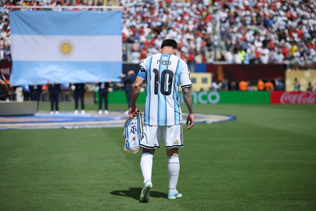 Lionel Messi terlihat murung setelah pertandingan melawan Philadelphia Union di MLS