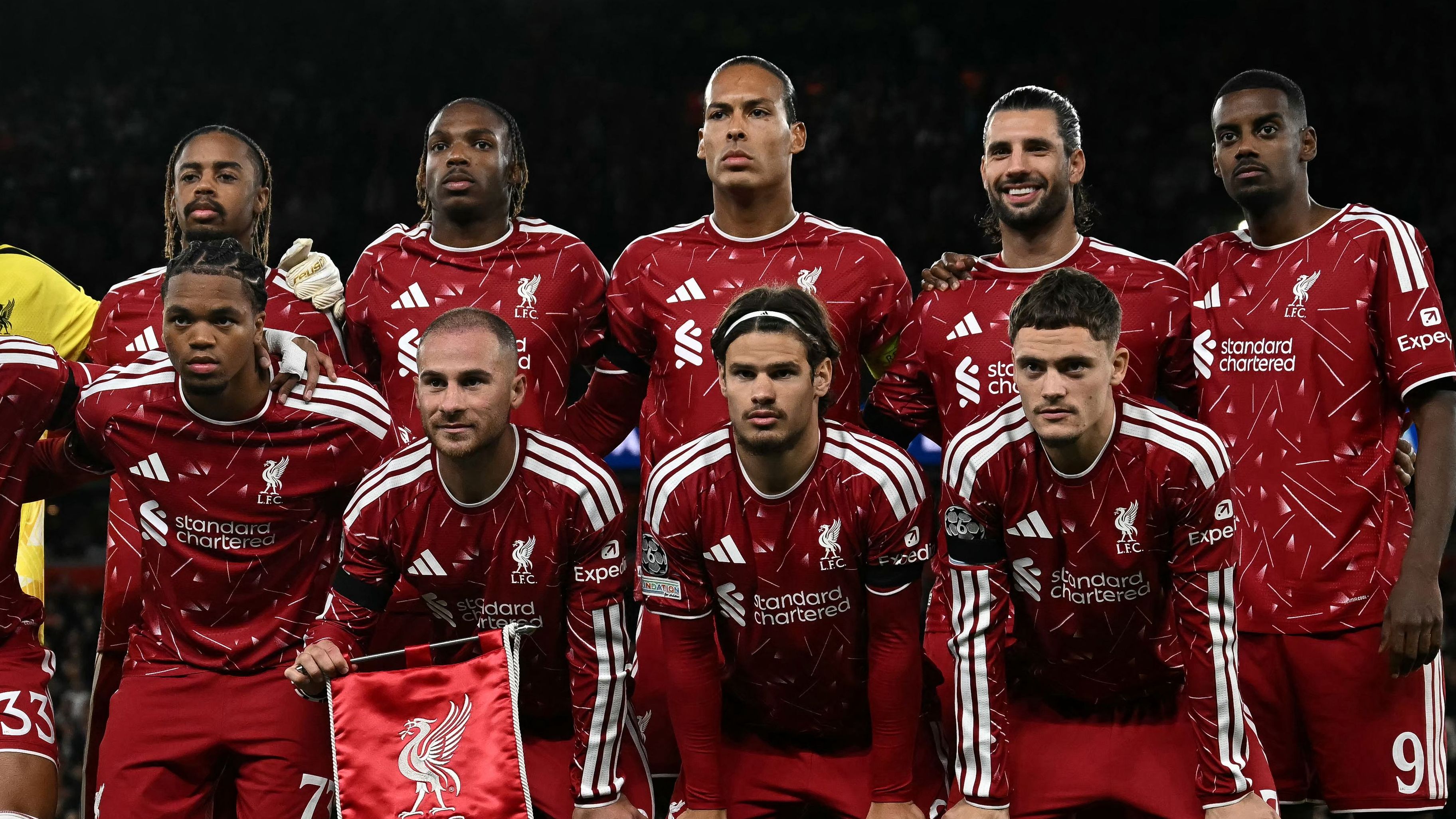 Alexis Mac Allister merayakan gol untuk Liverpool